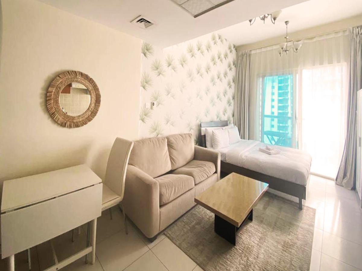 Panoramic Sea Views - Marina * Dubai