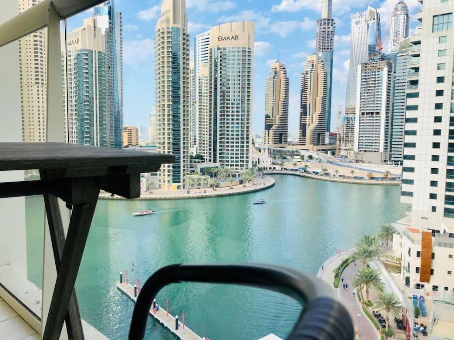 Apartment Panoramic Sea Views - Marina Dubai